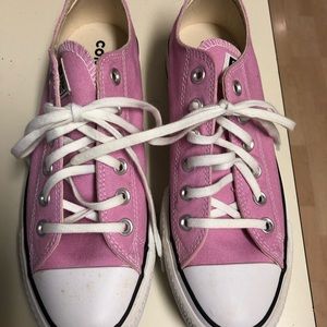 Women’s/teens etc., Converse Tennis Shoes